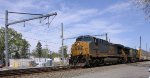 CSX 7263 approaching with M218